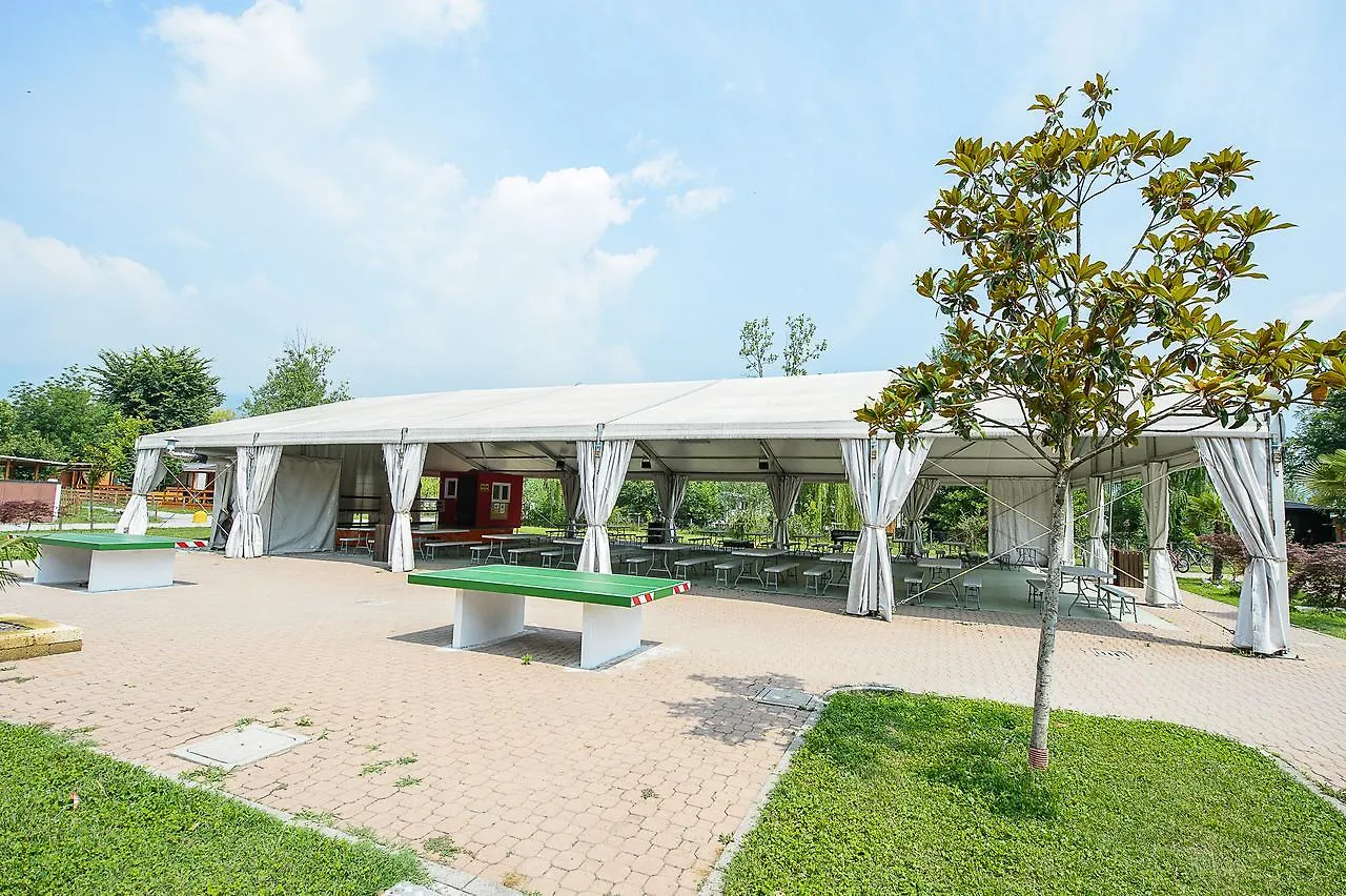Camping Class Hotel Erba Campsite